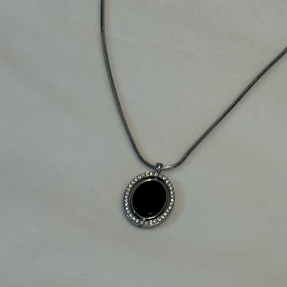 Elegant Silver and Black Pendant Necklace